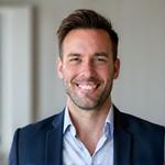 Kiss Péter, Ügyfélkapcsolati Igazgató
